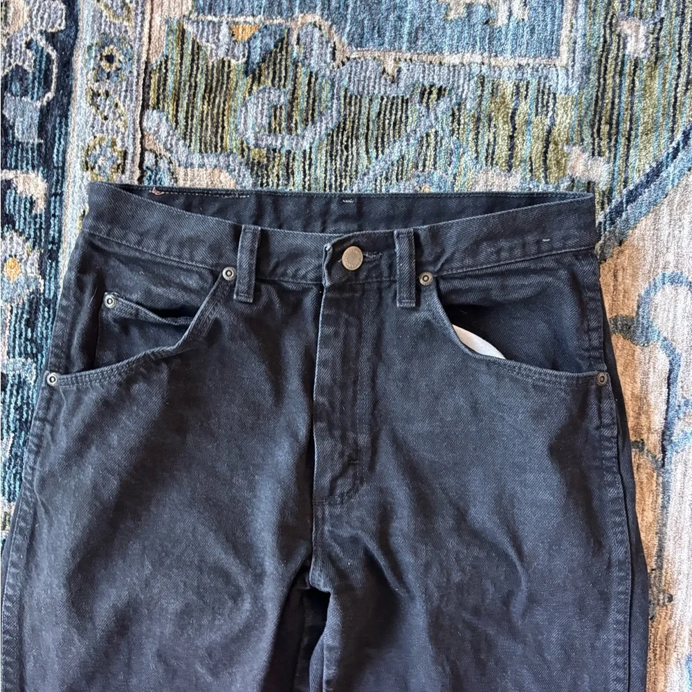 Wrangler Classic Black Women's Jeans - Picture 3 of 7